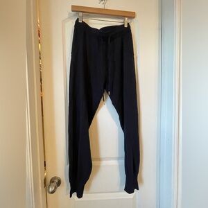 Navy knit joggers